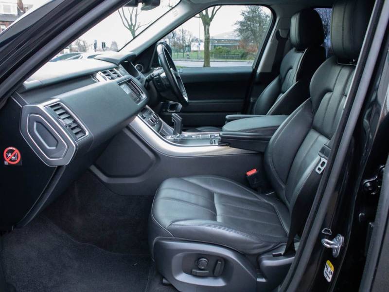 Land Rover Range Rover Sport   Registered:2015(65)