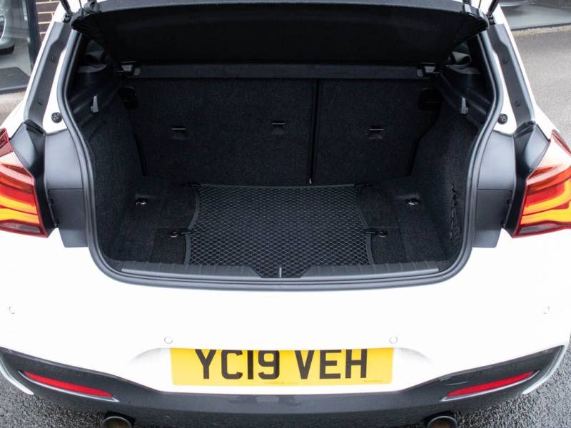 BMW 1 Series   Registered:2019(19)