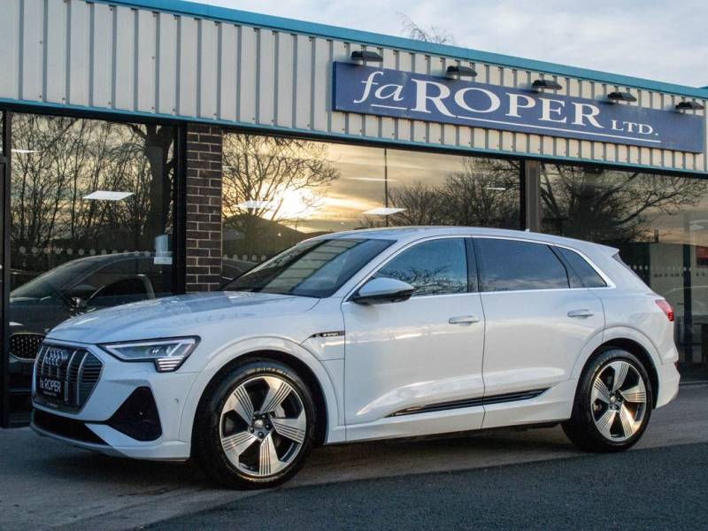 Audi E Tron   Registered:2020(20)