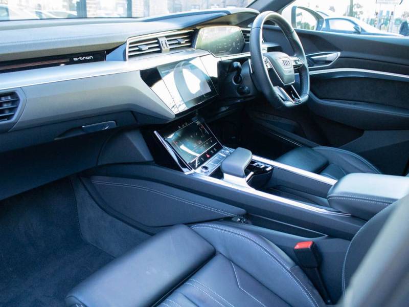 Audi E Tron   Registered:2020(20)