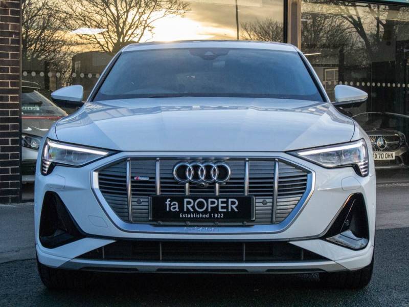 Audi E Tron   Registered:2020(20)