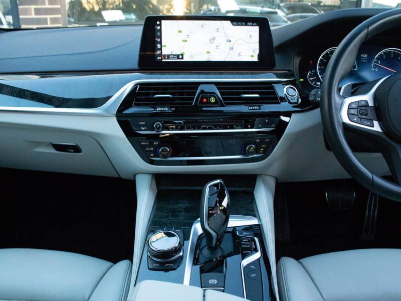 BMW 5 Series   Registered:2017(67)