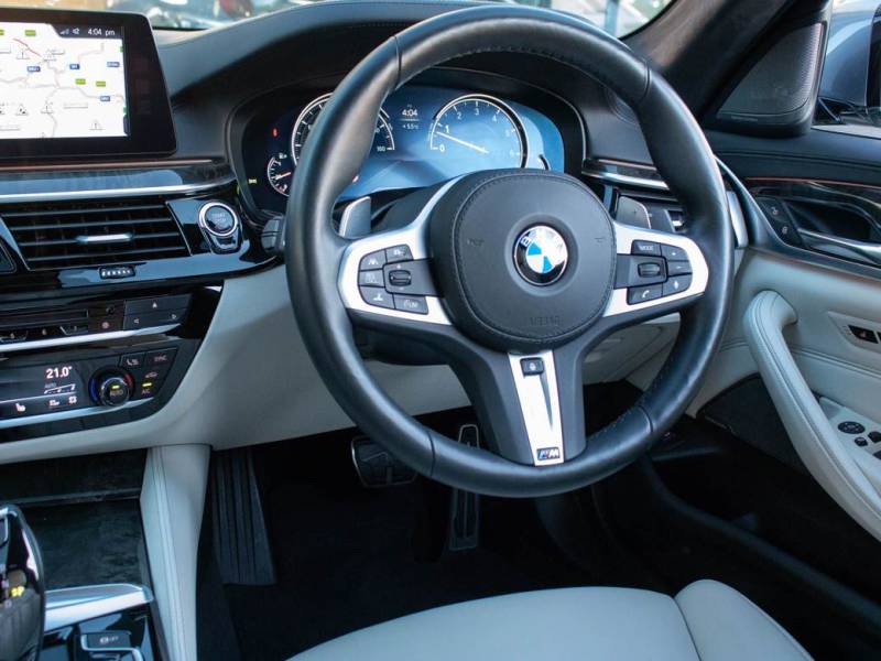 BMW 5 Series   Registered:2017(67)