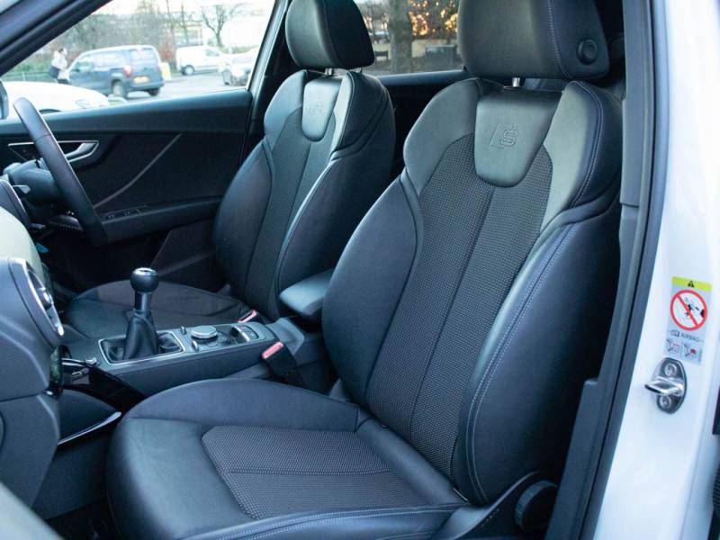 Audi Q2   Registered:2020(20)