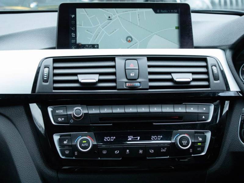 BMW 3 Series   Registered:2017(67)