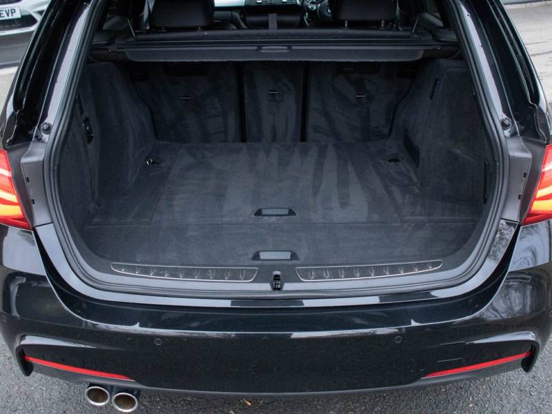 BMW 3 Series   Registered:2017(67)