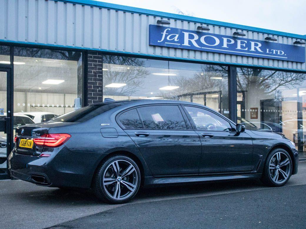 BMW 7 Series 740Le M Sport 2.0 Hybrid xDrive LWB Auto Saloon Petrol / Electric Hybrid Singapore Grey Metallic