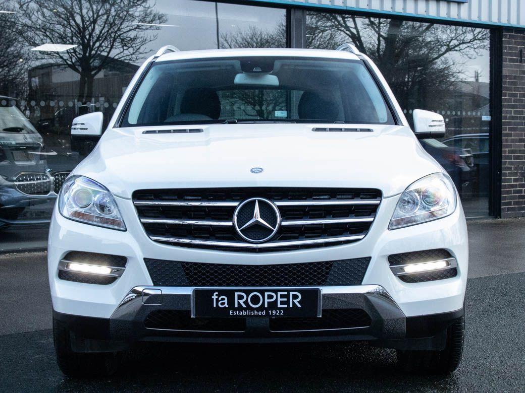 Mercedes-Benz M Class 2.1 ML250 CDi BlueTEC Special Edition Auto Estate Diesel Diamond White Metallic