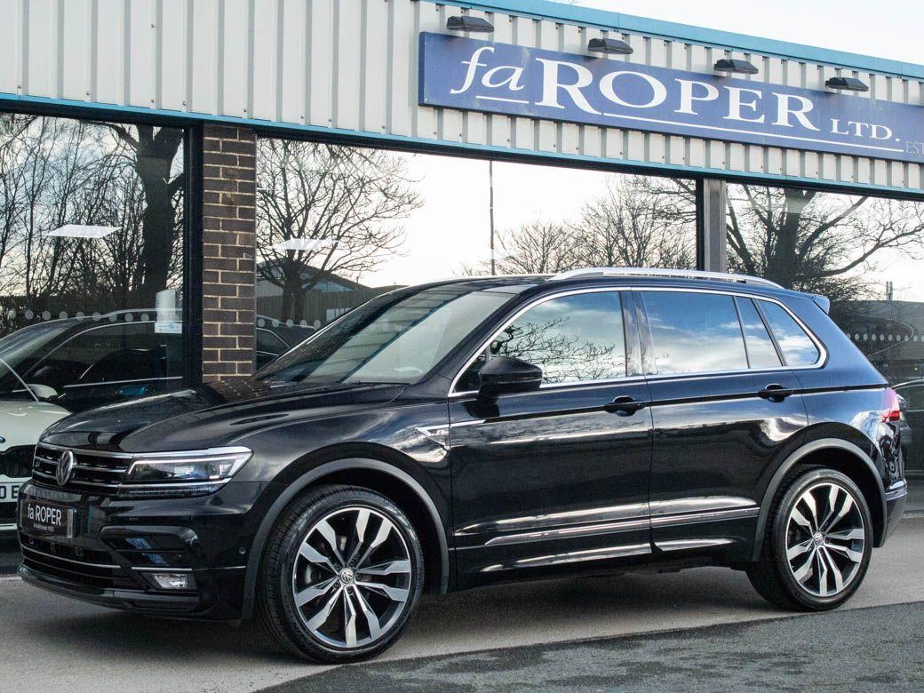 Volkswagen Tiguan 2.0 TDi R-Line Tech Manual 6 Speed 150ps Estate Diesel Deep Black Pearl