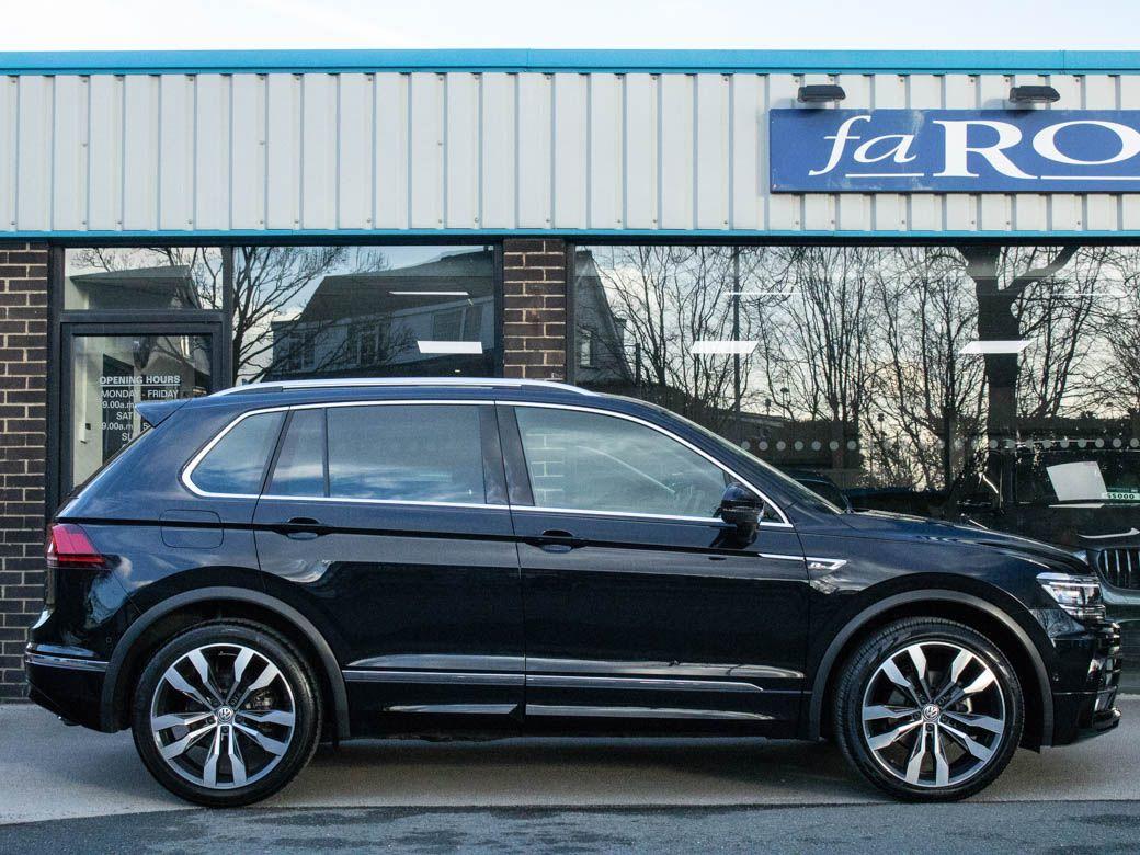 Volkswagen Tiguan 2.0 TDi R-Line Tech Manual 6 Speed 150ps Estate Diesel Deep Black Pearl