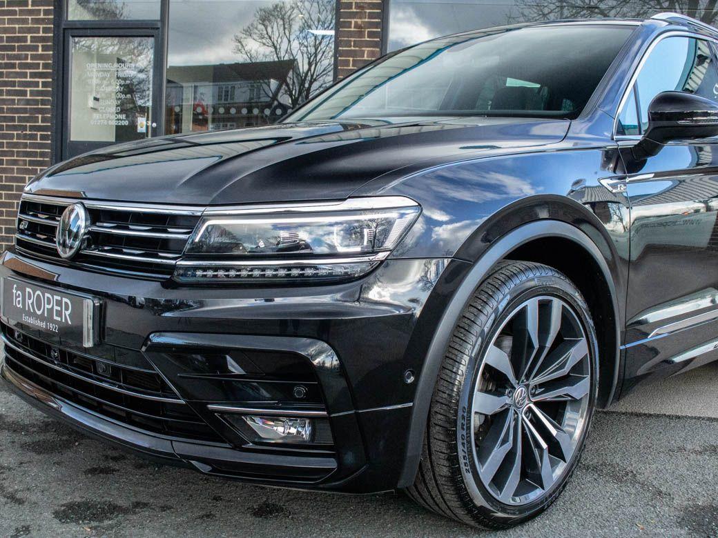 Volkswagen Tiguan 2.0 TDi R-Line Tech Manual 6 Speed 150ps Estate Diesel Deep Black Pearl