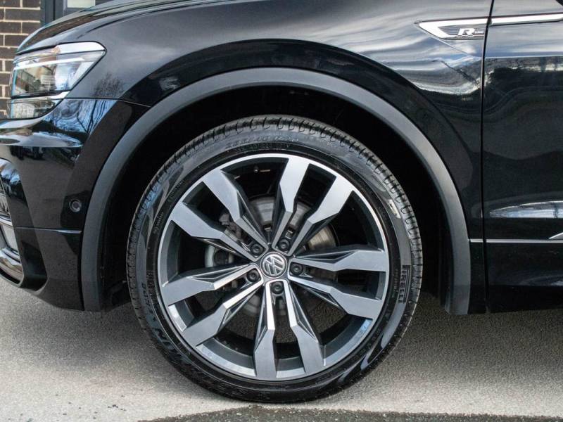 Volkswagen Tiguan   Registered:2020(70)