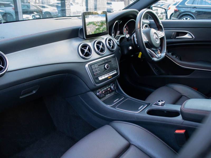 Mercedes Benz CLA   Registered:2017(66)