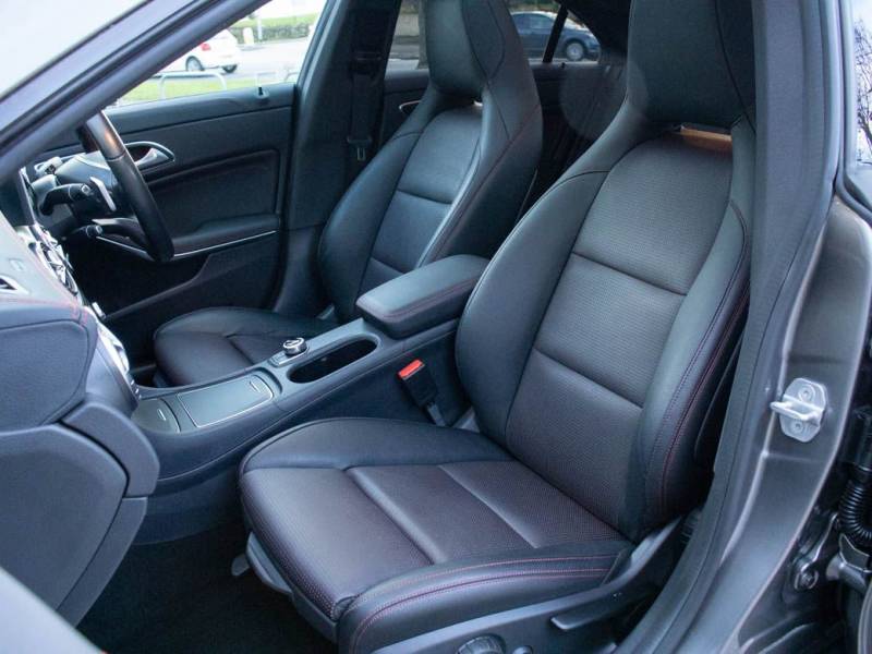 Mercedes Benz CLA   Registered:2017(66)