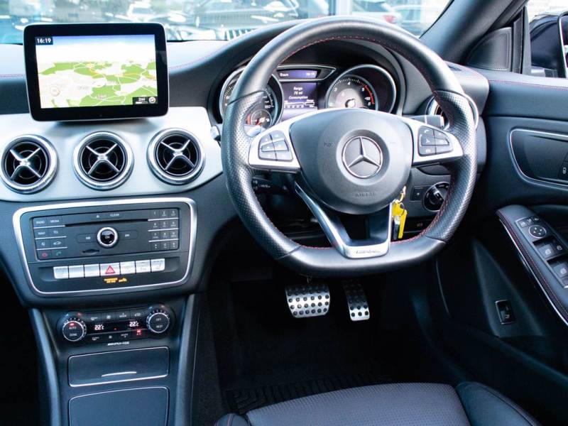 Mercedes Benz CLA   Registered:2017(66)