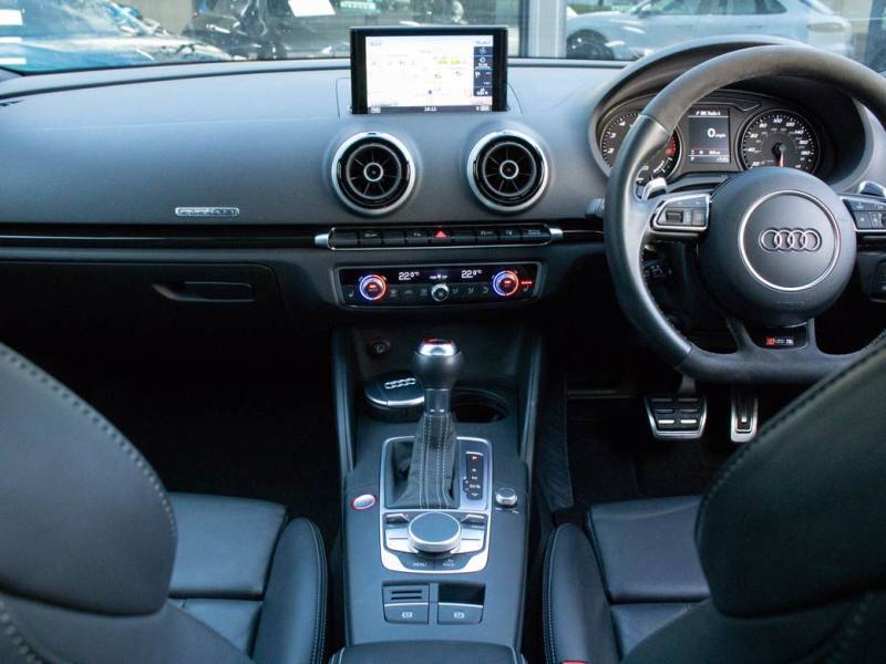 Audi RS3   Registered:2015(65)