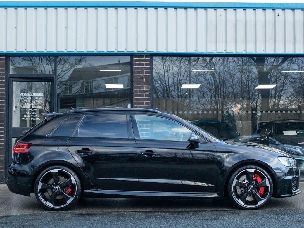 Audi RS3 2.5 TFSI RS3 quattro S-tronic 367ps Hatchback Petrol Mythos Black Metallic