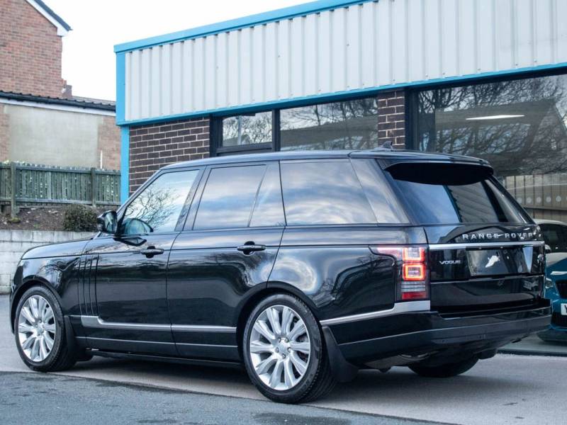 Land Rover Range Rover   Registered:2015(65)