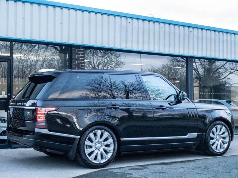 Land Rover Range Rover   Registered:2015(65)