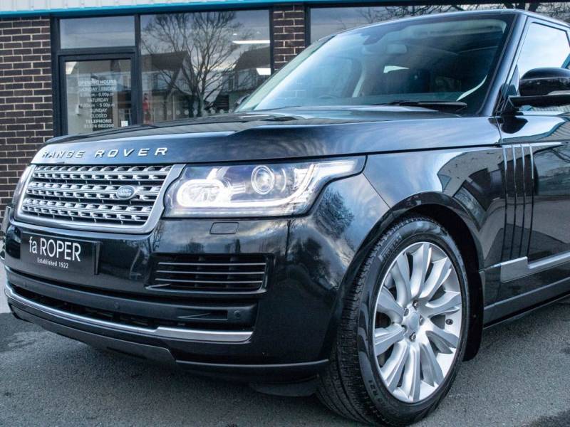 Land Rover Range Rover   Registered:2015(65)