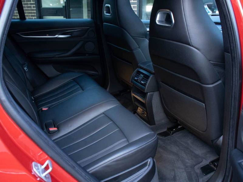 BMW X6 M   Registered:2016(66)