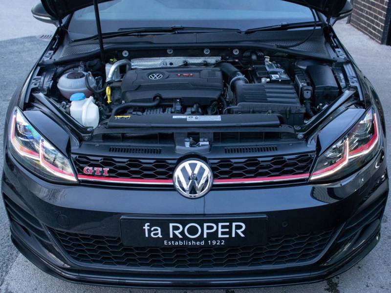 Volkswagen Golf   Registered:2019(69)