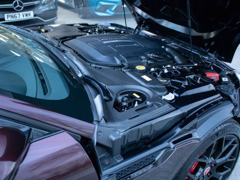 Jaguar F Type   Registered:2015(15)