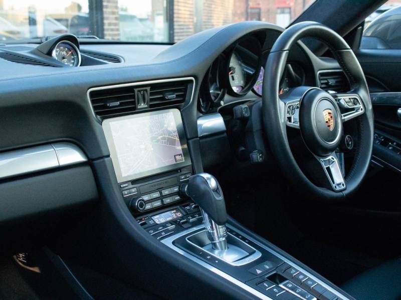 Porsche 911   Registered:2016(16)