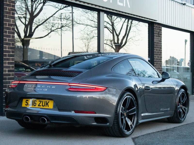 Porsche 911   Registered:2016(16)