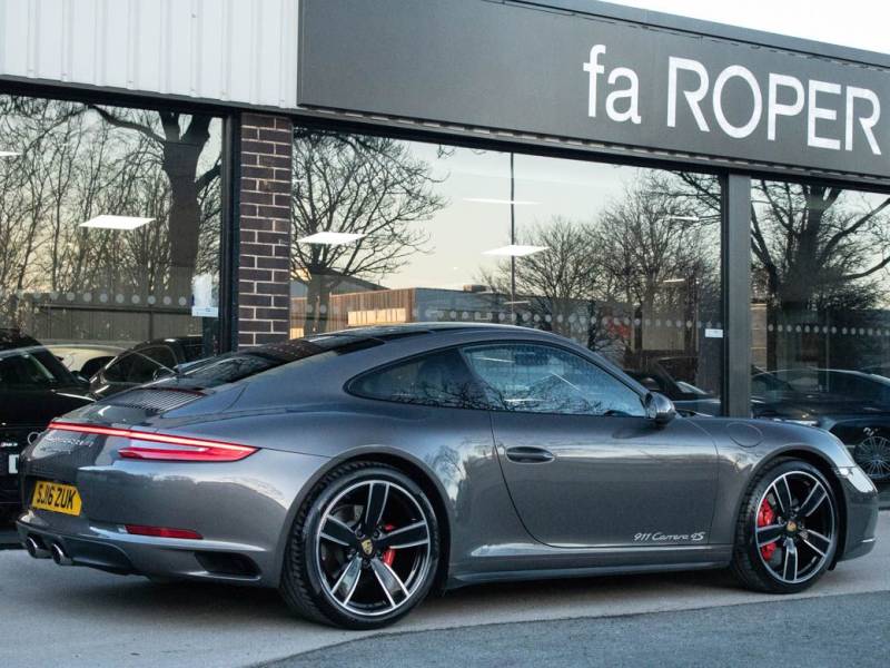 Porsche 911   Registered:2016(16)