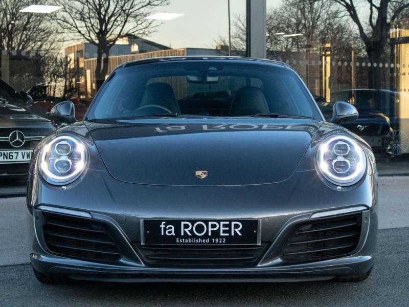 Porsche 911   Registered:2016(16)