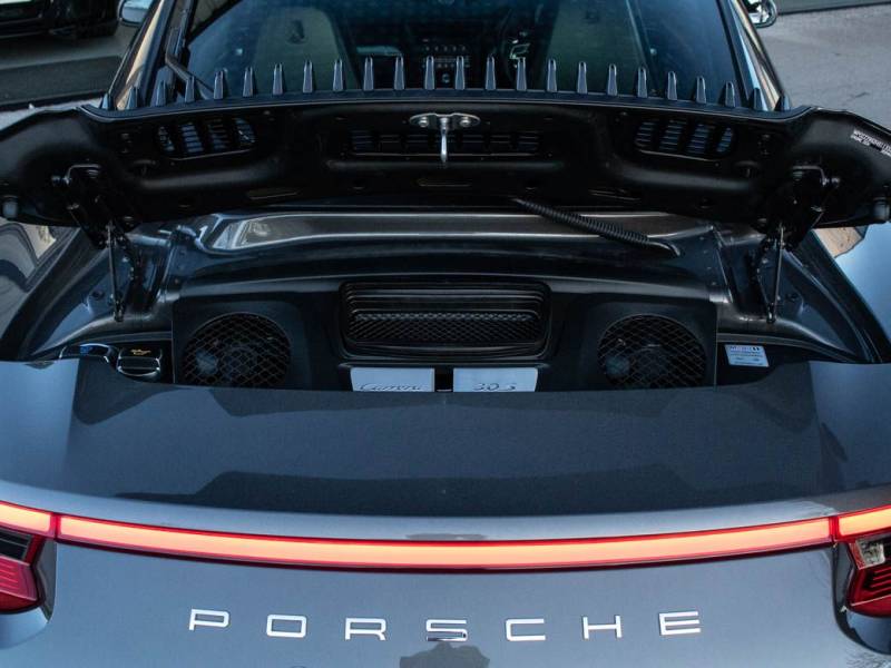 Porsche 911   Registered:2016(16)