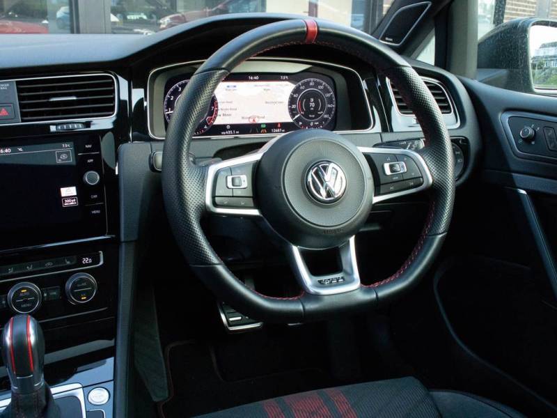 Volkswagen Golf   Registered:2019(19)