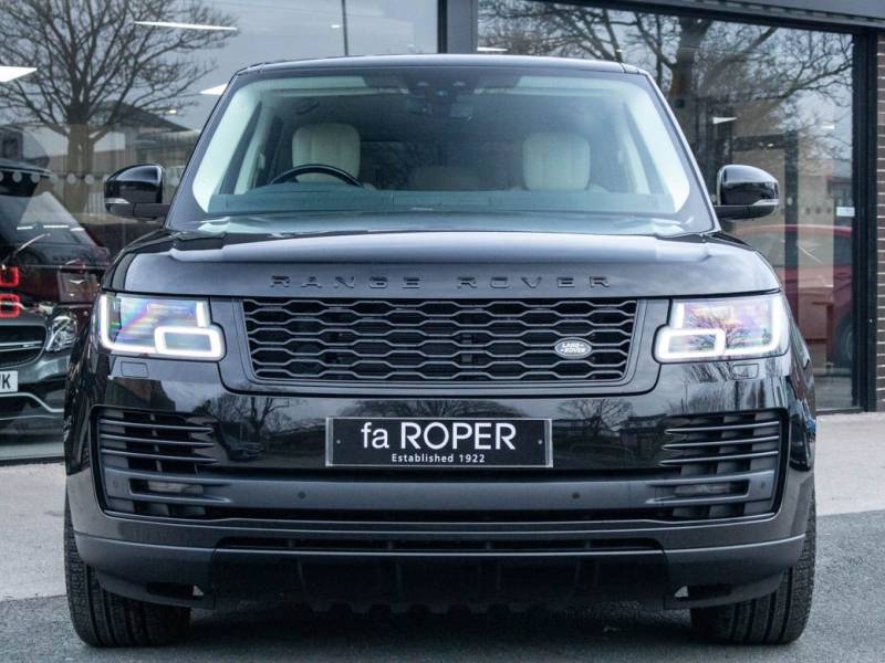 Land Rover Range Rover   Registered:2018(18)