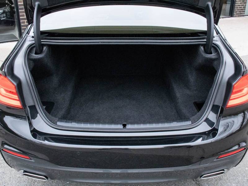 BMW 5 Series   Registered:2020(20)