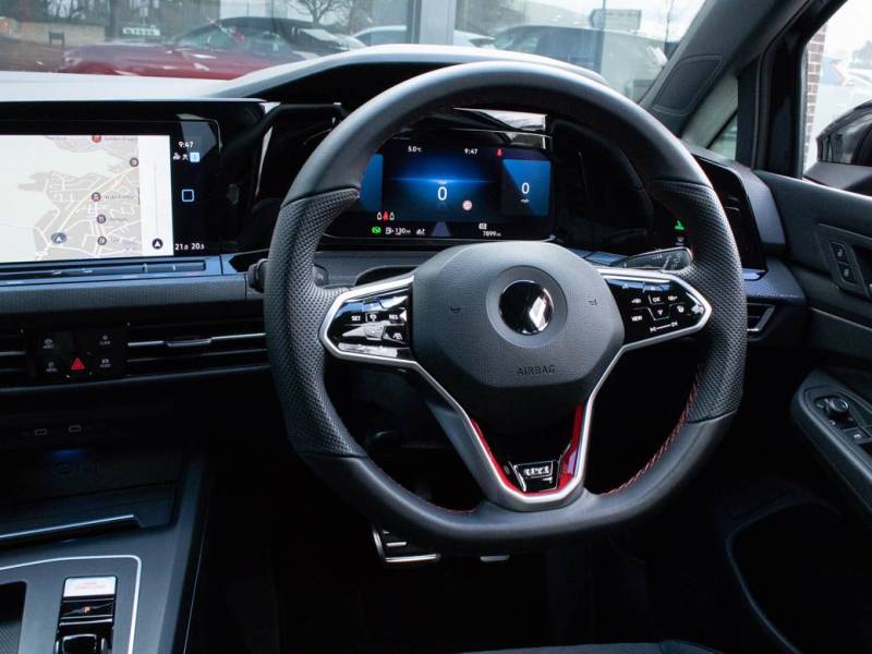 Volkswagen Golf   Registered:2021(21)