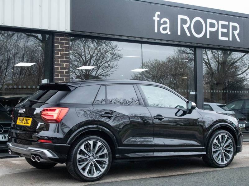 Audi SQ2   Registered:2019(19)