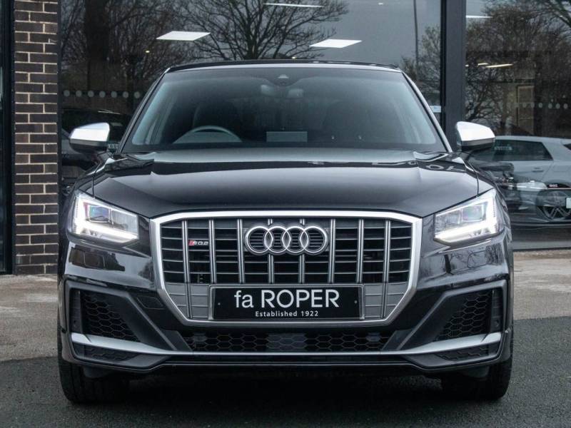 Audi SQ2   Registered:2019(19)