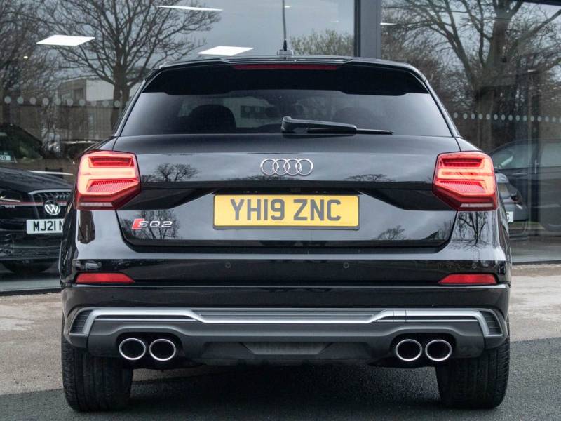 Audi SQ2   Registered:2019(19)