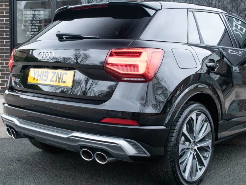Audi SQ2   Registered:2019(19)