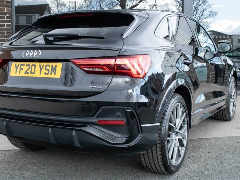 Audi Q3   Registered:2020(20)