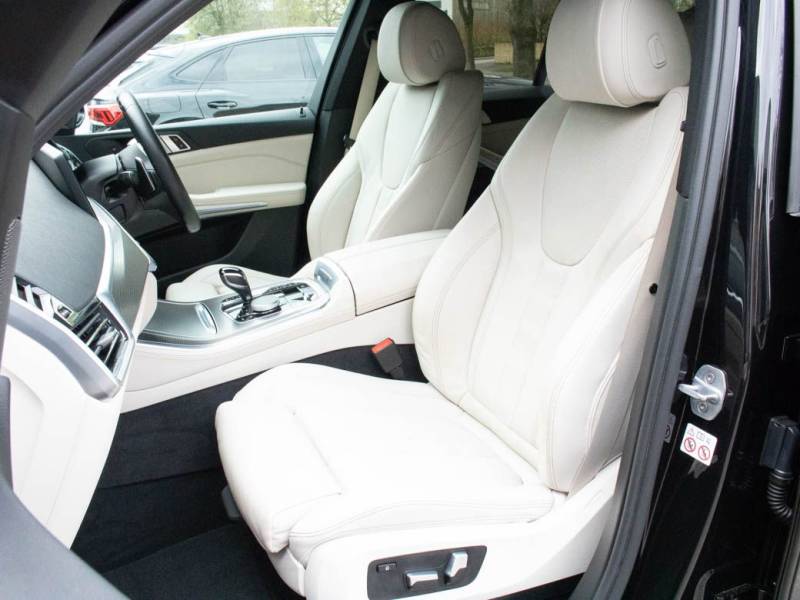 BMW X5   Registered:2019(69)