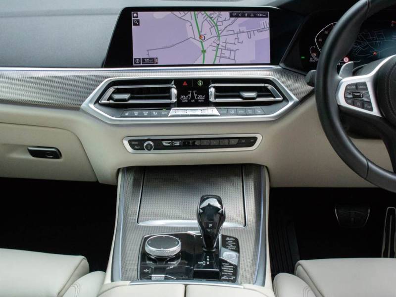 BMW X5   Registered:2019(69)