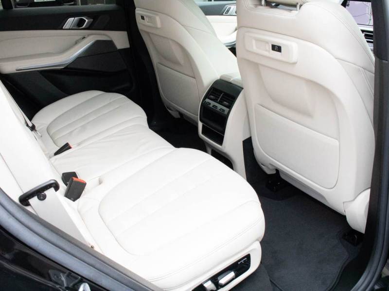 BMW X5   Registered:2019(69)