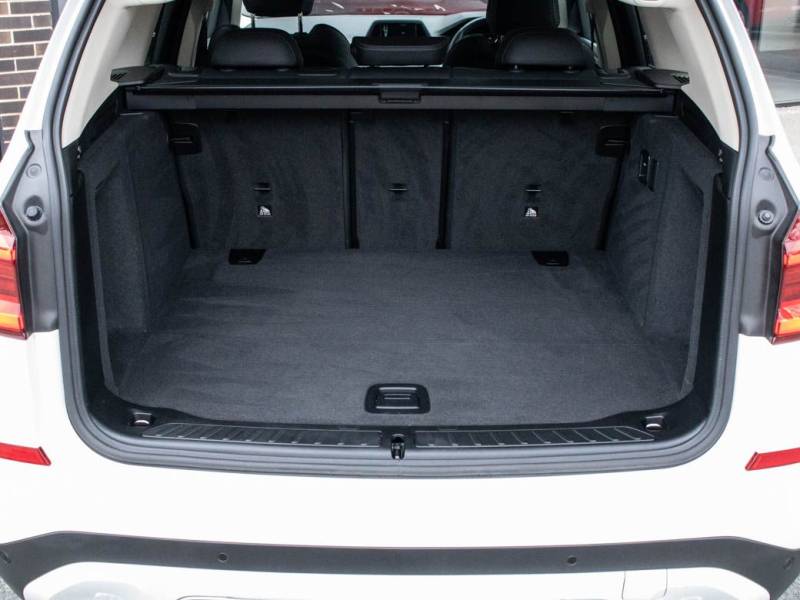 BMW X3   Registered:2018(18)