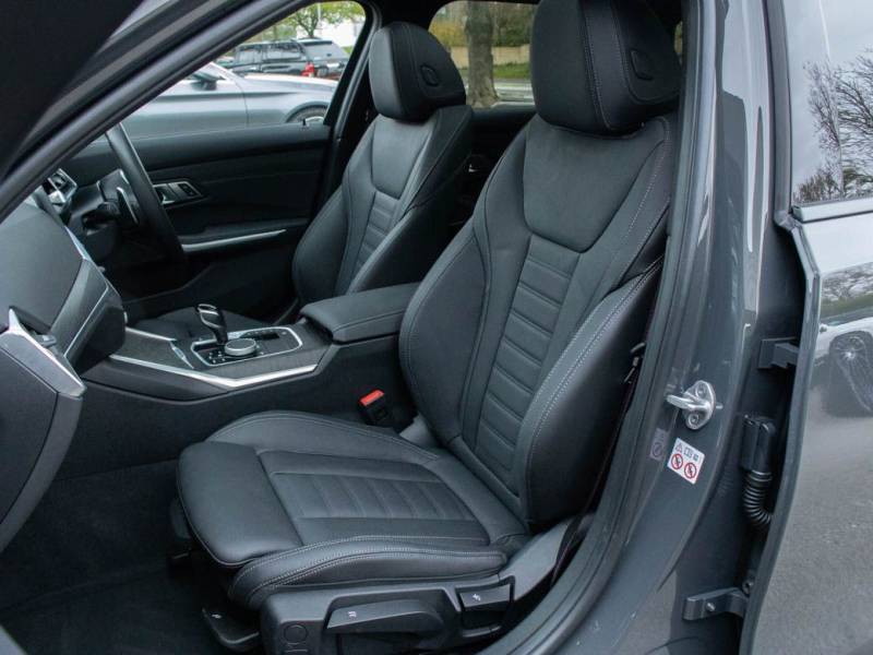 BMW 3 Series   Registered:2021(71)