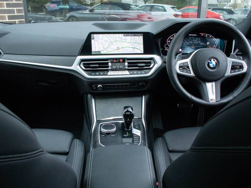 BMW 3 Series   Registered:2021(71)