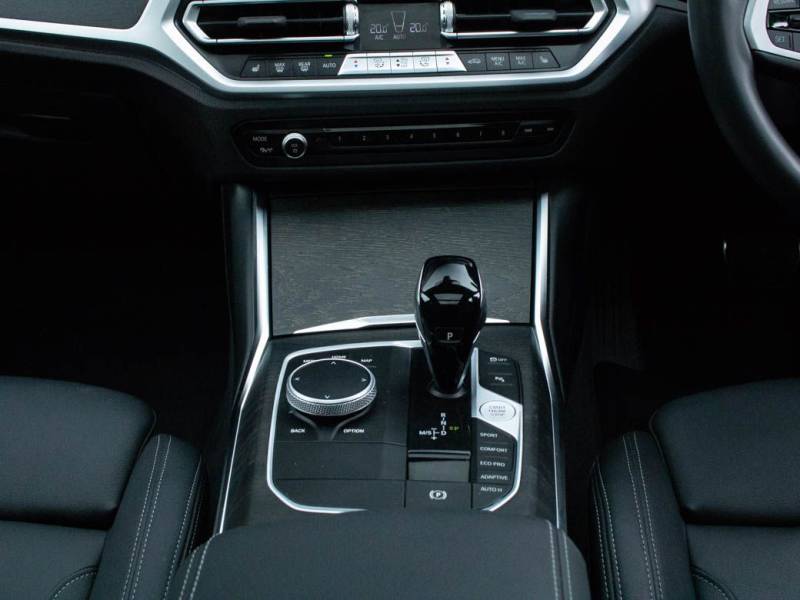 BMW 3 Series   Registered:2021(71)