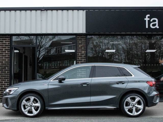 2022 Audi A3 Sportback 1.0 TFSI 30 S line S Tronic 110ps