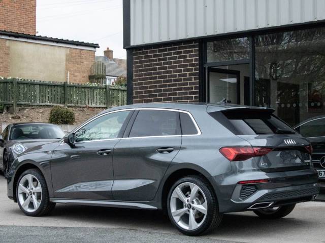 2022 Audi A3 Sportback 1.0 TFSI 30 S line S Tronic 110ps